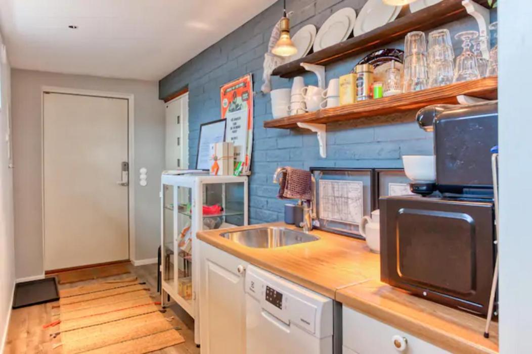 Beautiful Home Away From Home Near Stockholm City Saltsjöbaden Esterno foto