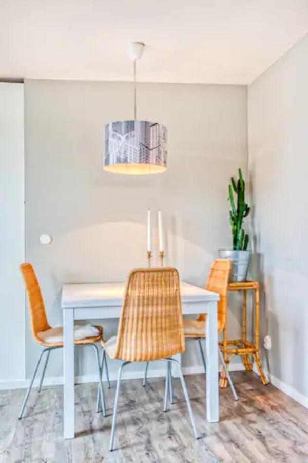 Beautiful Home Away From Home Near Stockholm City Saltsjöbaden Esterno foto