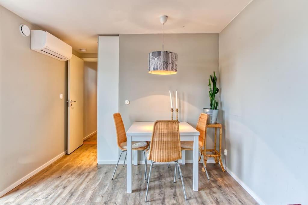 Beautiful Home Away From Home Near Stockholm City Saltsjöbaden Esterno foto