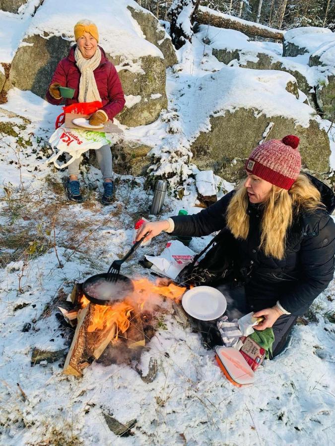 Beautiful Home Away From Home Near Stockholm City Saltsjöbaden Esterno foto