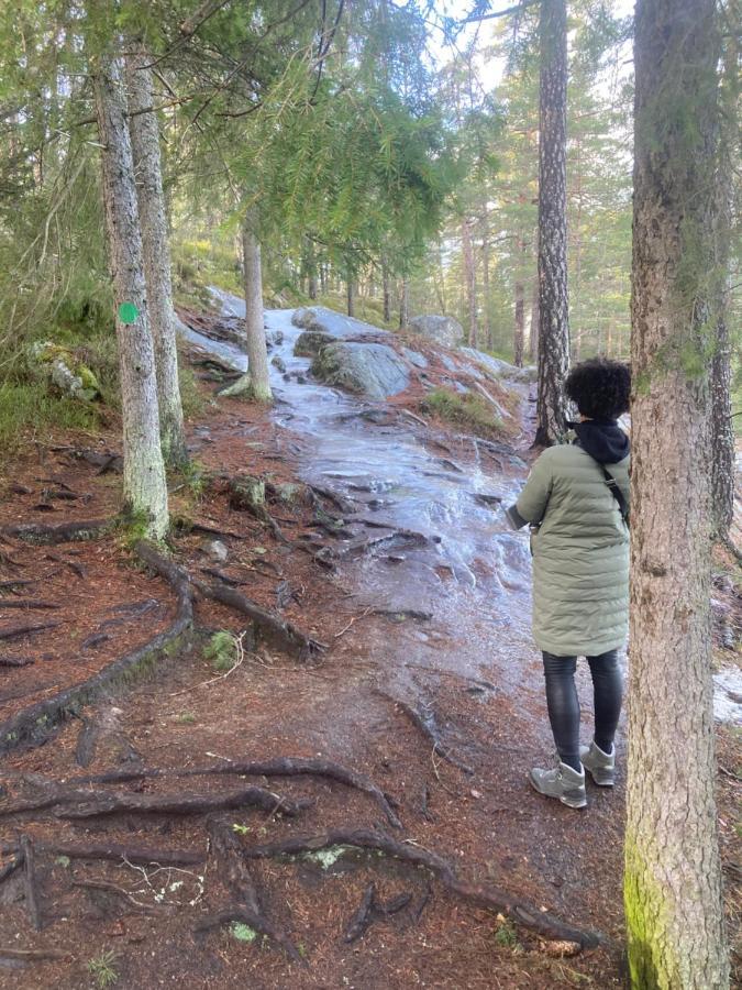 Beautiful Home Away From Home Near Stockholm City Saltsjöbaden Esterno foto