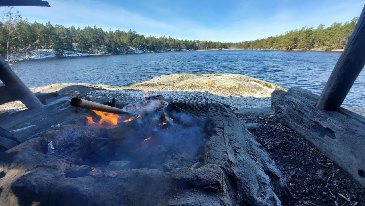 Beautiful Home Away From Home Near Stockholm City Saltsjöbaden Esterno foto